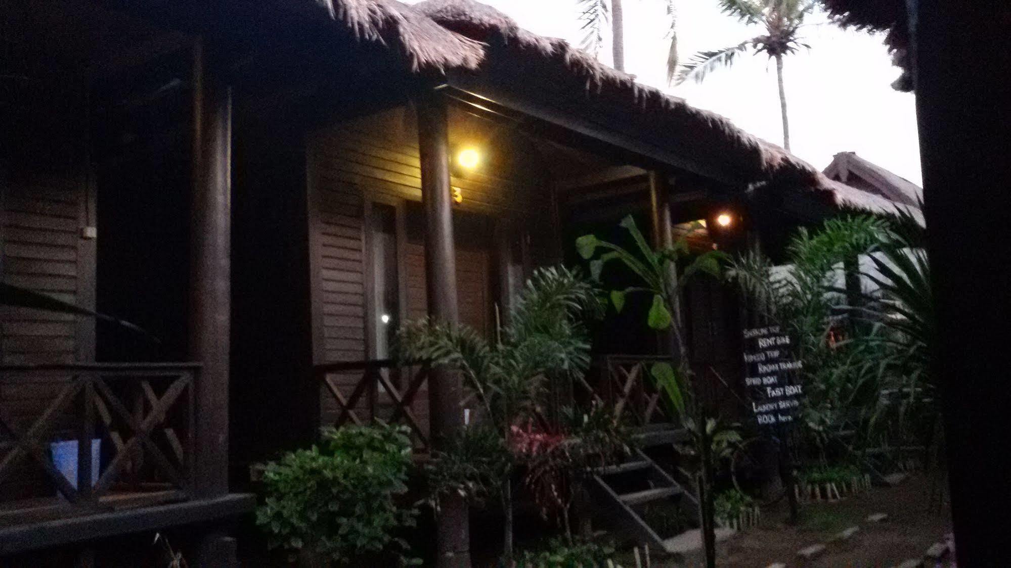 Mosaix Gili Bungalows Gili Trawangan Buitenkant foto